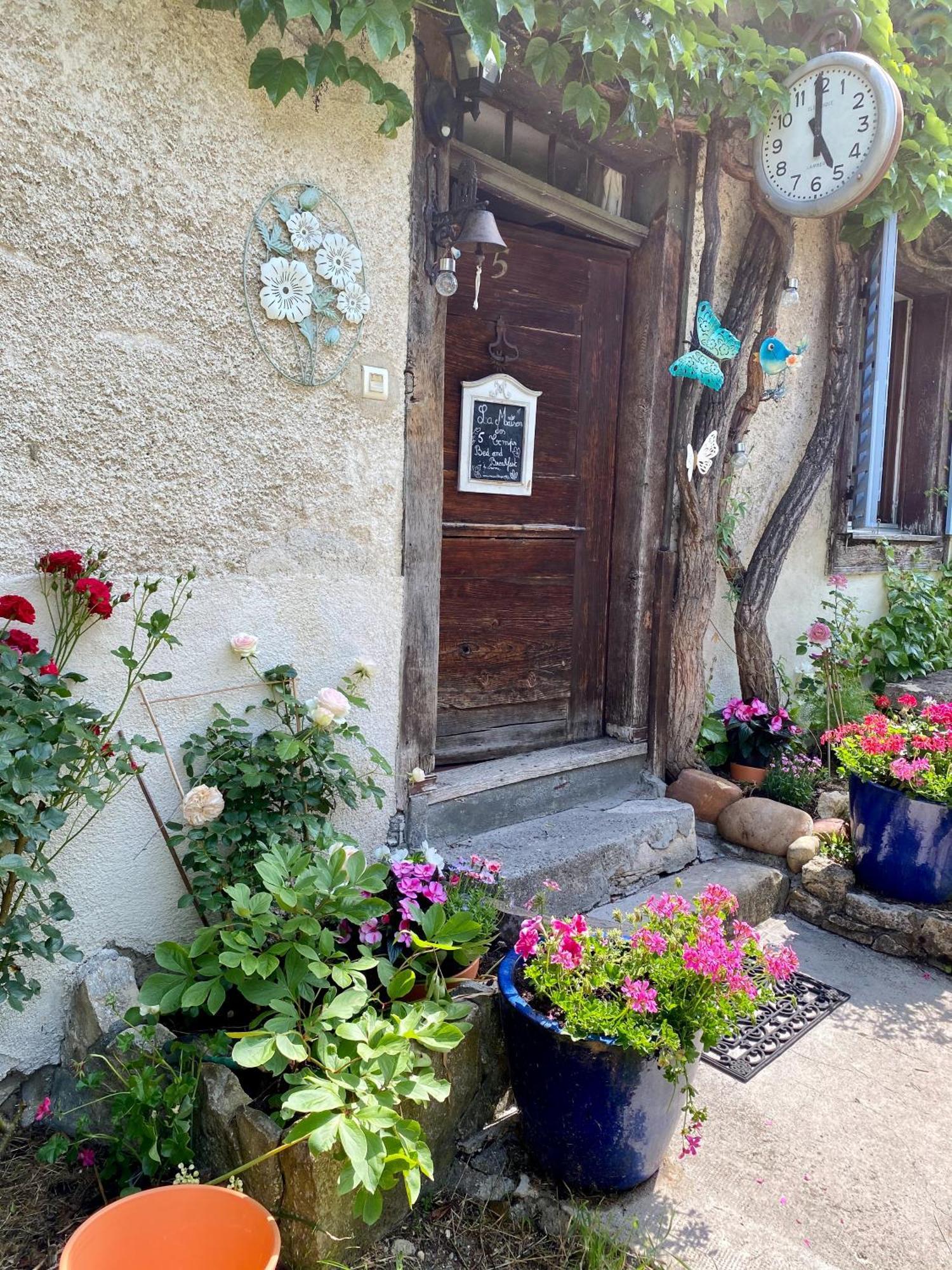 B&B De Charme La Maison Des 5 Temps Ferrette Cameră foto