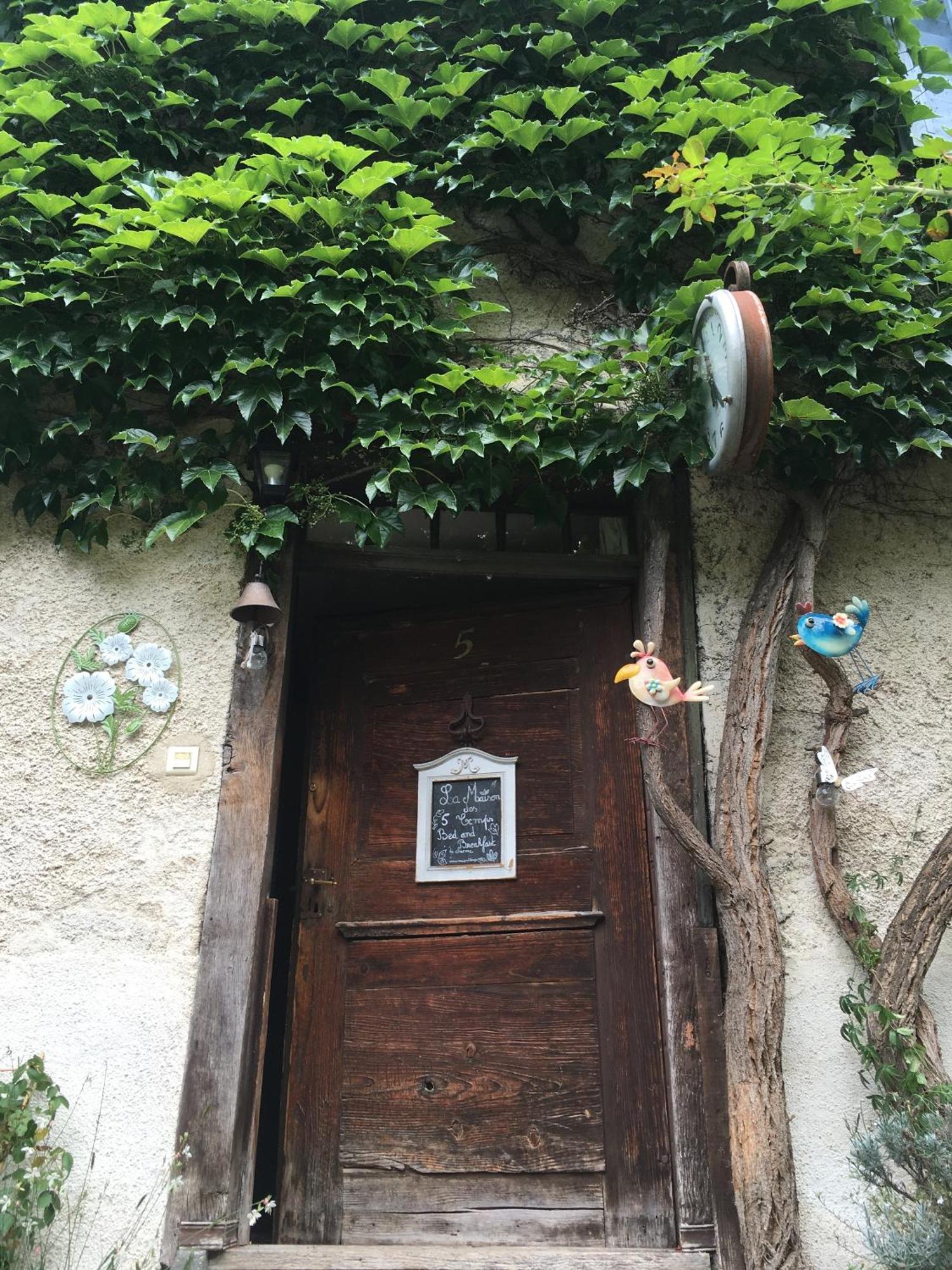 B&B De Charme La Maison Des 5 Temps Ferrette Cameră foto